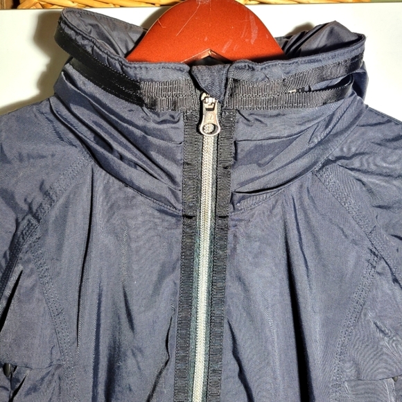 Lululemon Fo Drizzle waterproof rain jacket zipper along back black XS small - Picture 3 of 11